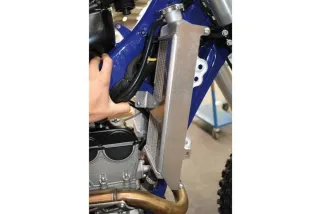 RADIATOR BRACE SHERCO 12-23 BK