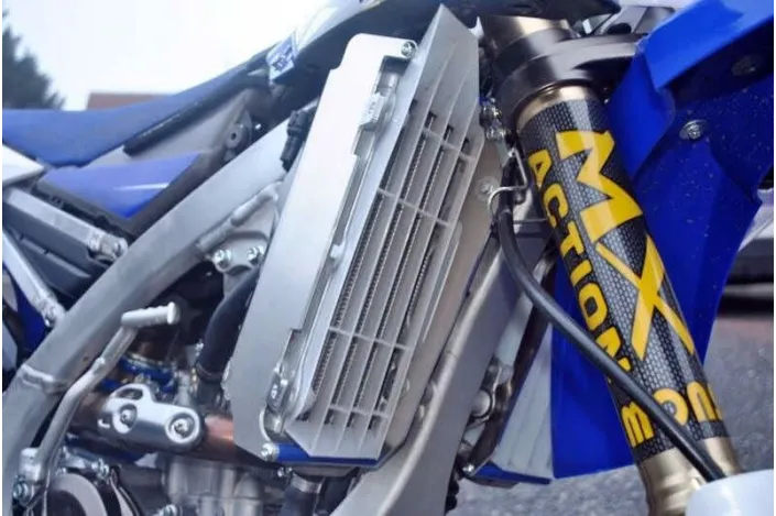 RADIATOR BRACE WRF BL