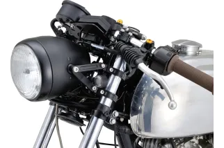 DUALAX ADJ CNC HDLGHT BRCKT ST