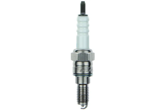 SPARK PLUG ER9EH-6N