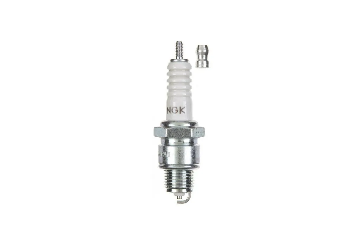 SPARK PLUG NGK BP8HS