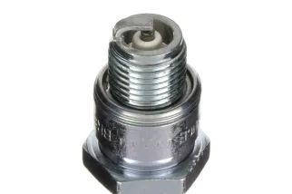 SPAR PLUG NGK BR8HS SOL