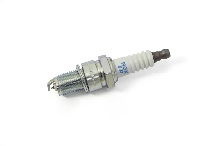 SPARK PLUG NGK GR7CI-8