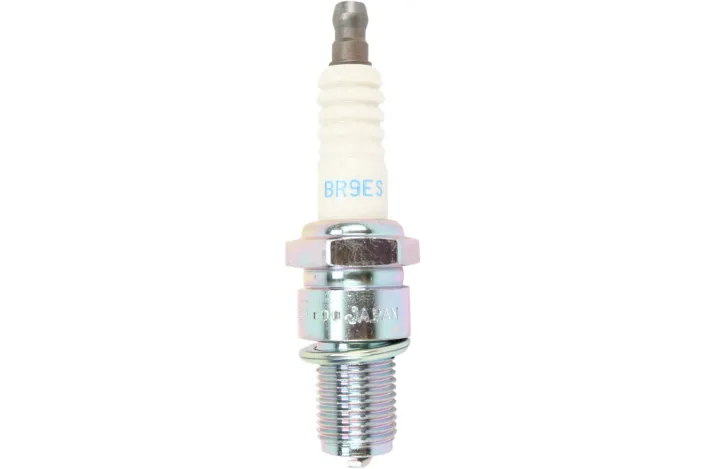 SPARK PLUG NGK SOLID 3194