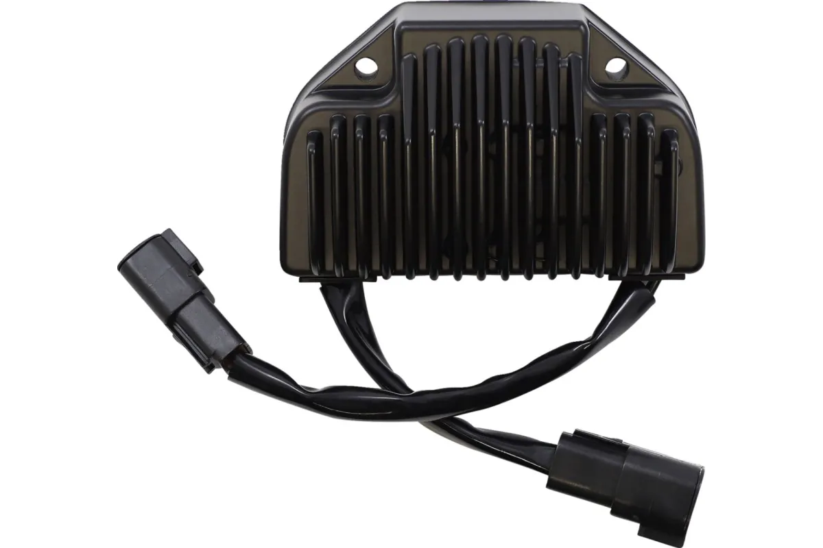 REGULATOR FXD 06-07 BLK