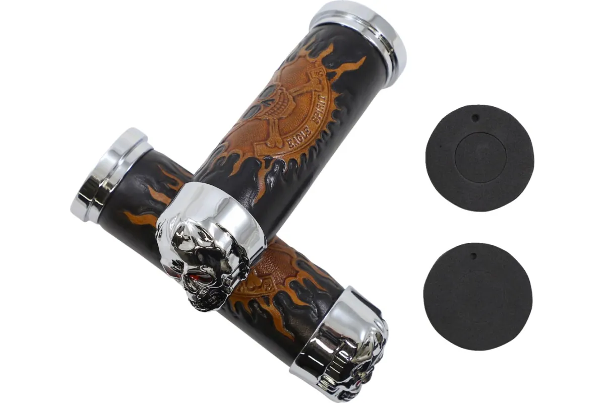 CHR SKULL GRIP W/RED EYES