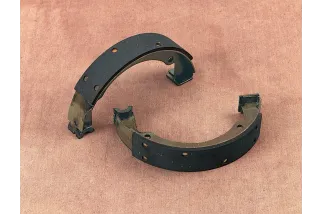 74 BRAKE SHOES 36-57
