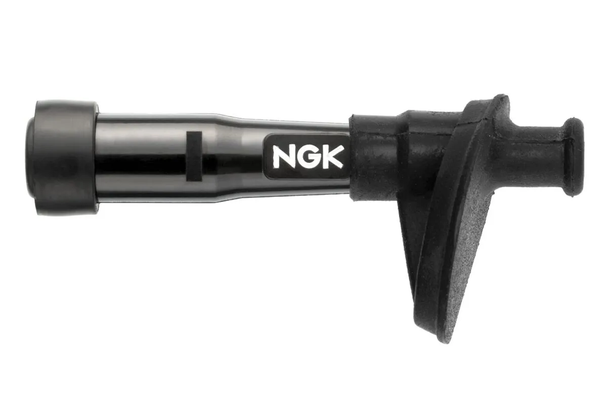 SPARK PLUG CAP NGK SD05FGA