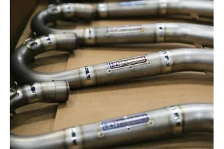 Pièce détachée YOSHIMURA - collecteur pour ligne d'échappement 225861S720