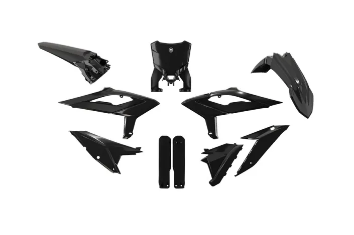 Kit plastique 6 pièces RACETECH - noir