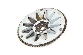 V PARTS Front fixed pulley toothed with fan Peugeot 2T 50cc PE 732801