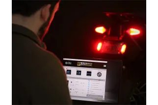 Clignotants intelligents DENALI T3-S™ et feux de jour pour motos – Arrière
