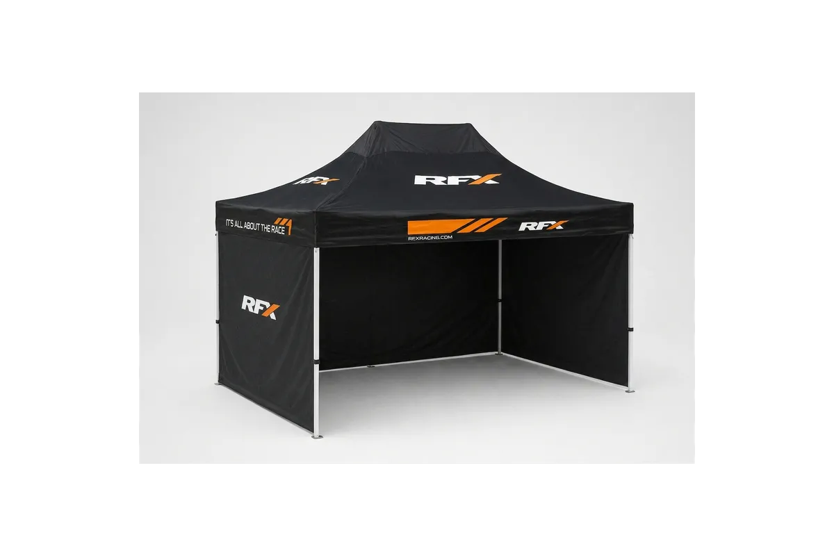 Tonnelle de paddock RFX Home Track 4,5 x 3 m avec 3 cloisons amovibles