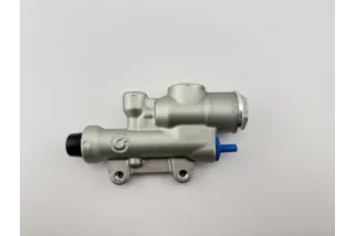 Maître-cylindre BREMBO UPGRADE Arriere - Ps13 Argent - avec réservoir