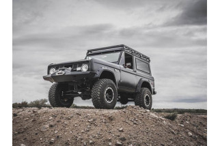 Kit de galerie Slimline II pour une Ford Bronco (1966-1977)