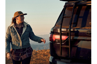 Toyota Sequoia (2023-Courant) Échelle | Front Runner - Achat en ligne